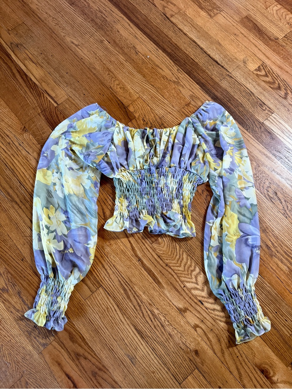 Women’s colorful long sleeve